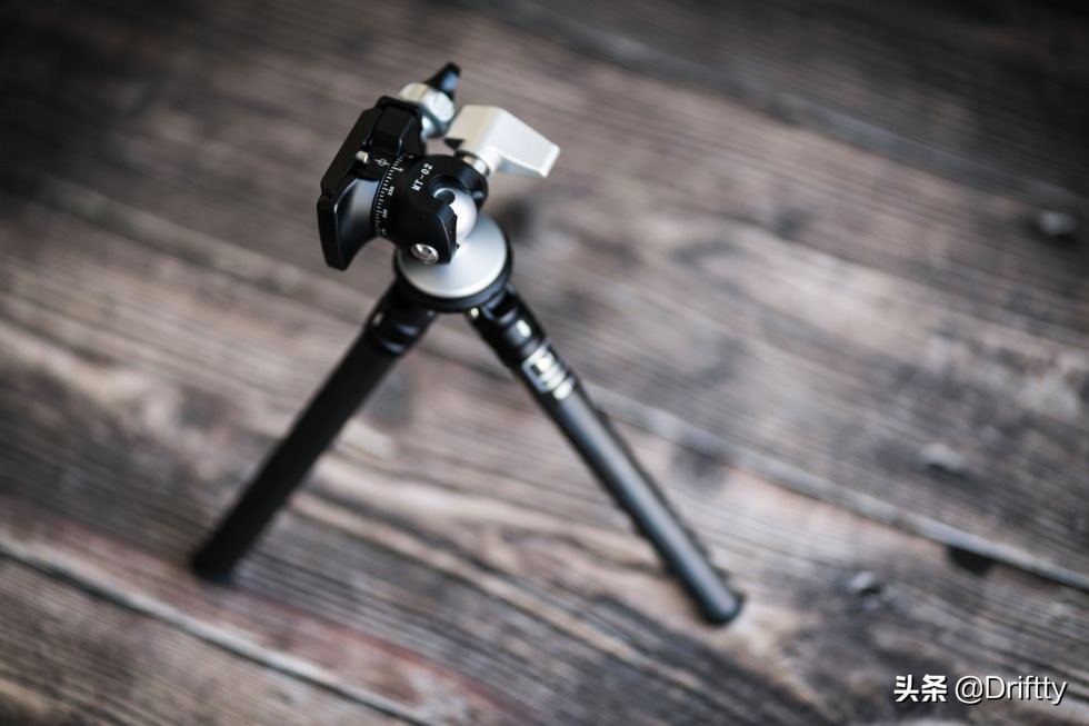 马小路三脚架02和06的区别,马小路mt2543三脚架测评