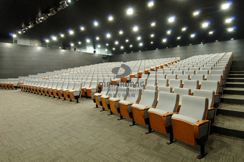 座椅拆下来怎么清洗,座椅清洗规范操作