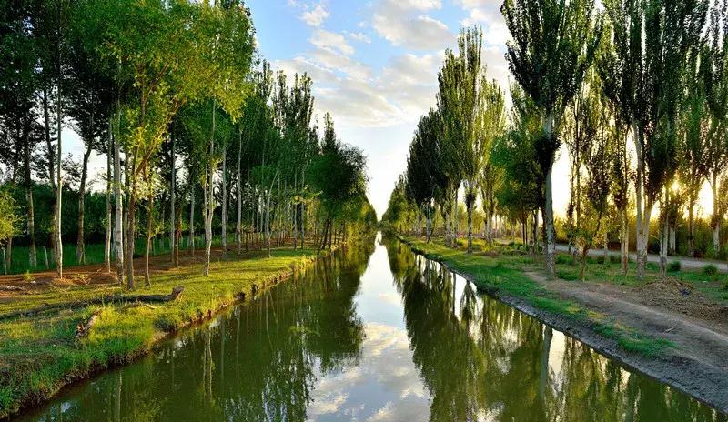 旅行海洋城市,旅行巴彦淖尔