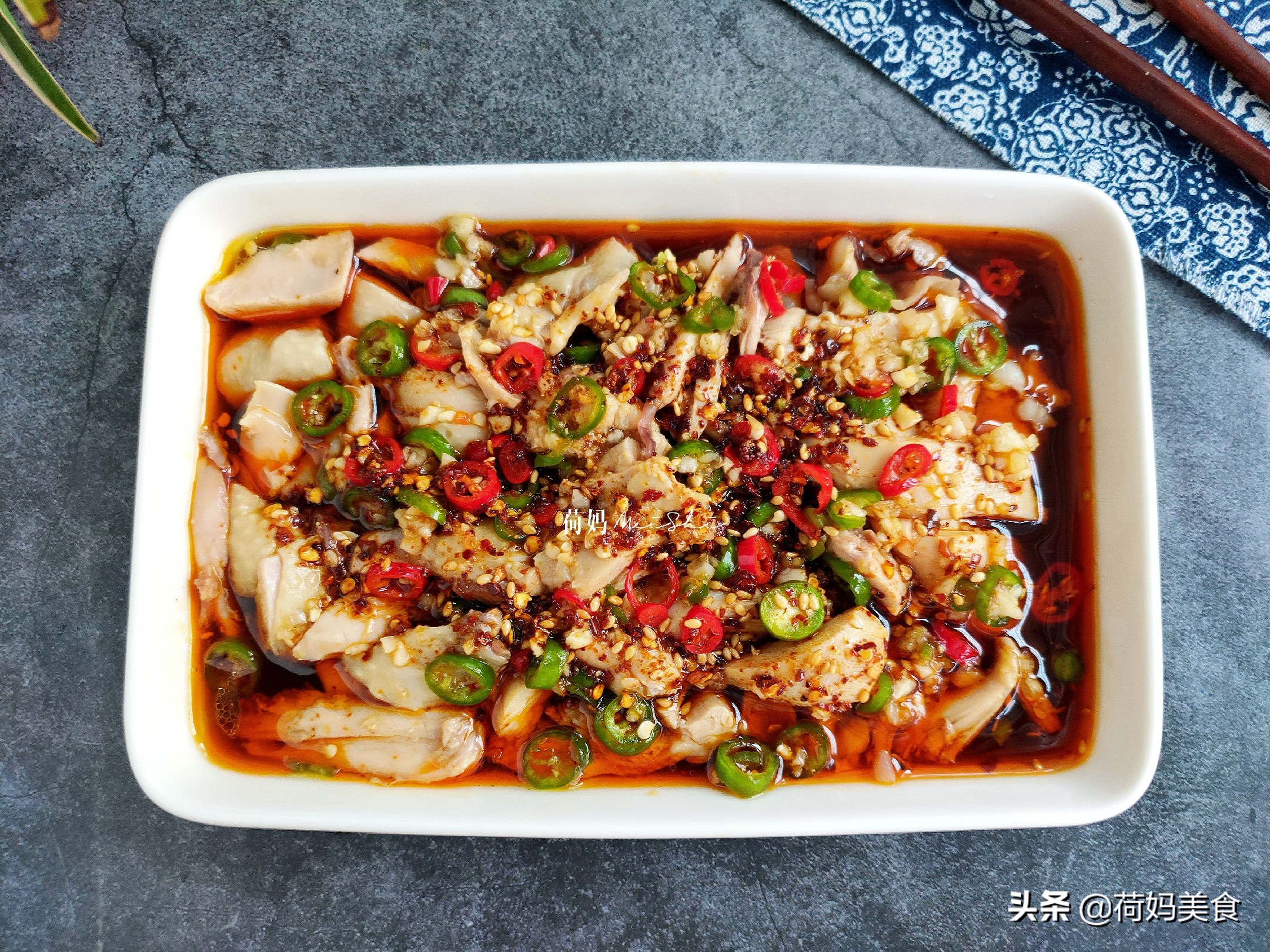 四川家常凉拌鸡肉的做法大全集,凉拌鸡怎样做出来吃得到辣麻甜