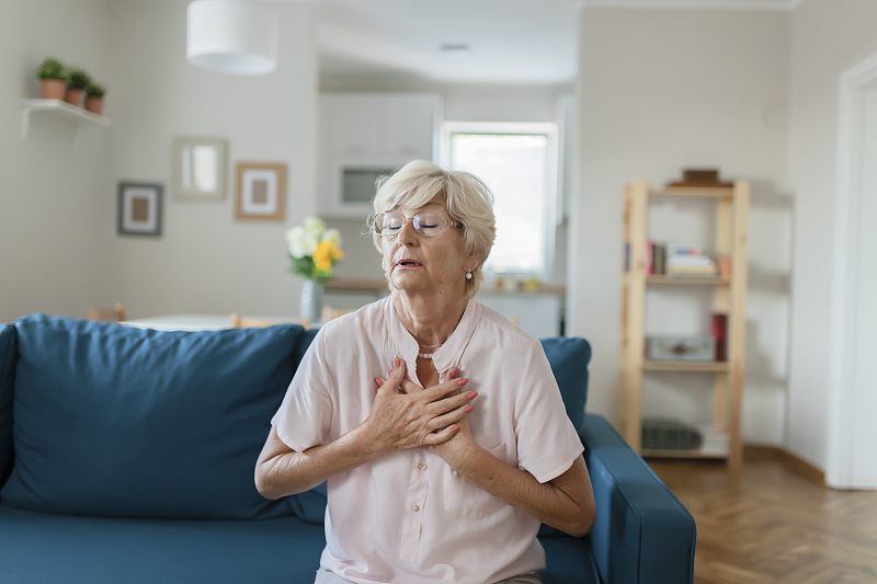 70岁老人经常头晕,竟确诊急性脑梗,医生:经常头晕警惕这些病