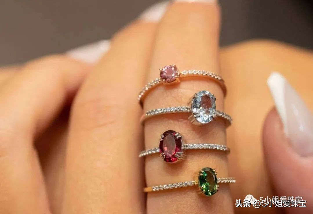 漂亮的珍珠戒指,经典珍珠戒指