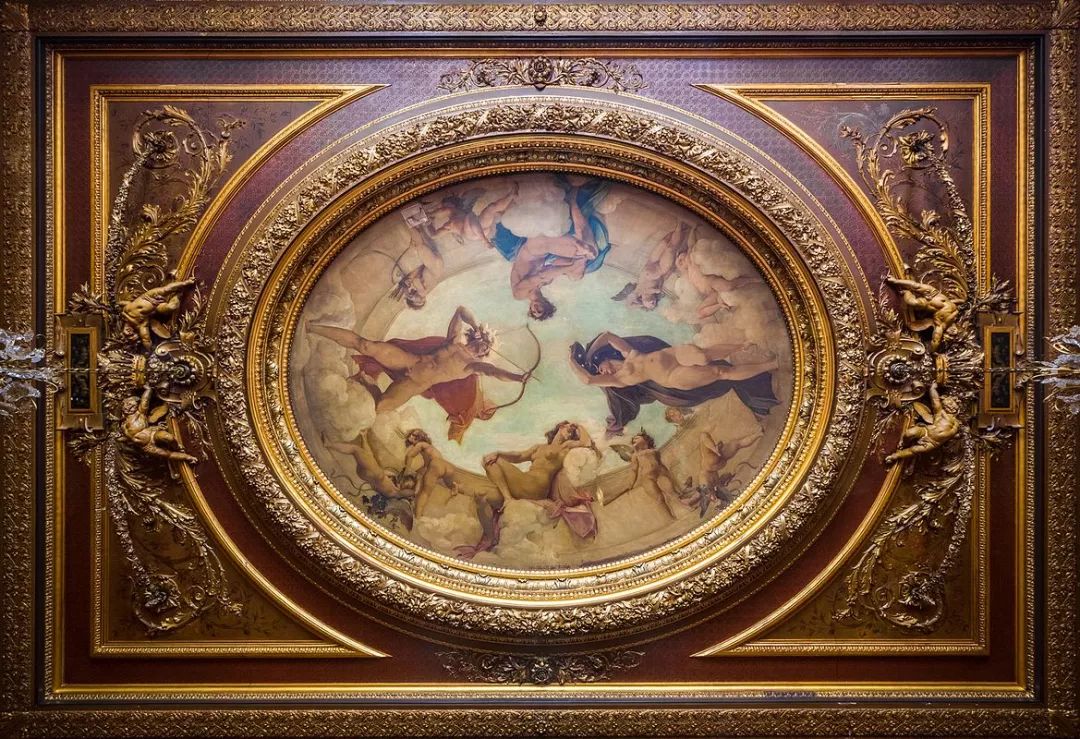 17岁抛夫弃子,一个用身体换金钱的*女妓**,凭什么有名有利?