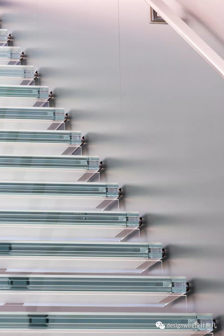 全球第一家苹果水上直营店在哪里,全球第一水上零售店