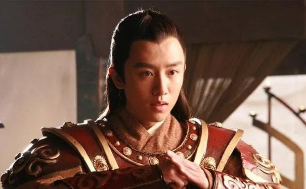 封神榜邓婵玉打伤哪吒黄天化,黄天化为什么拿着哪吒的风火轮