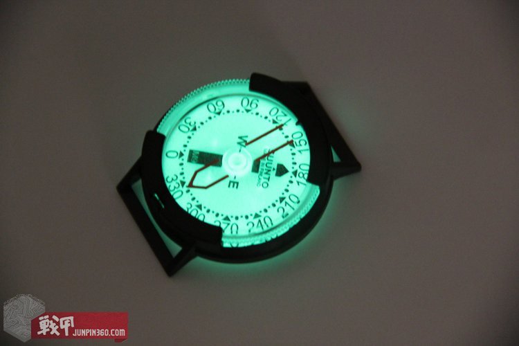 颂拓指南针m9 (颂拓9佩戴方式)