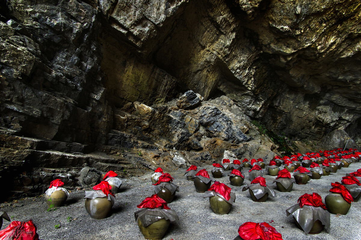 为什么茅台酱香型白酒好喝不上头,茅台酱香型白酒还会火几年