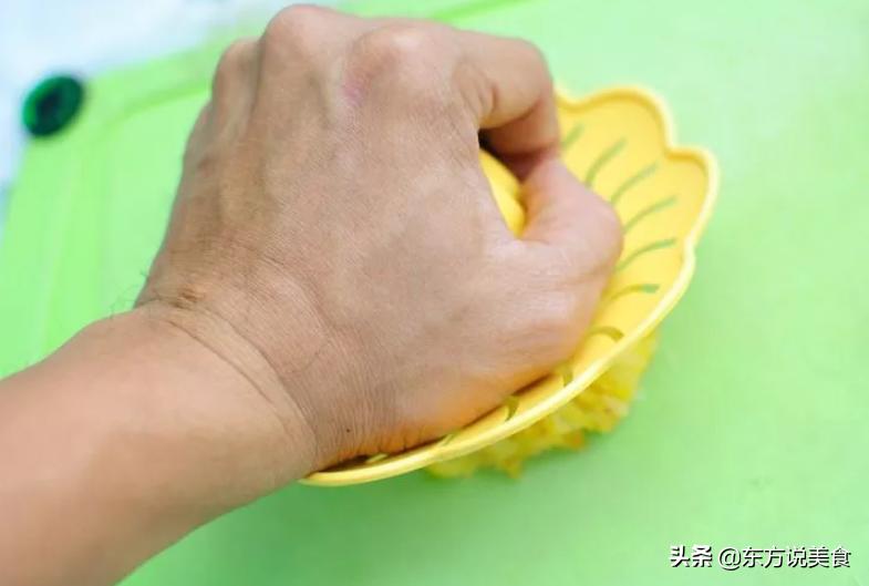 菠萝叶子做干花,菠萝干各种做法