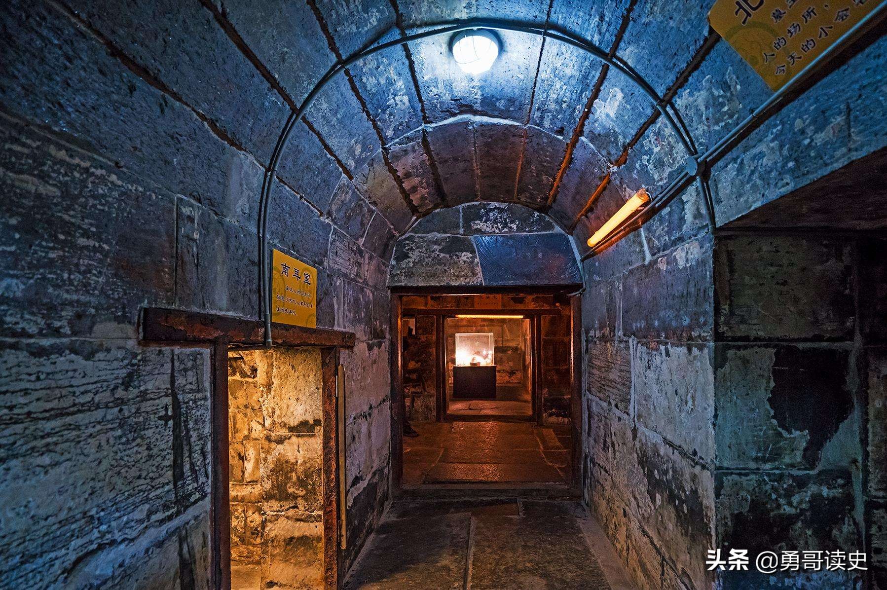 传承了两百多年的睿亲王府,为何三十年就败得精光