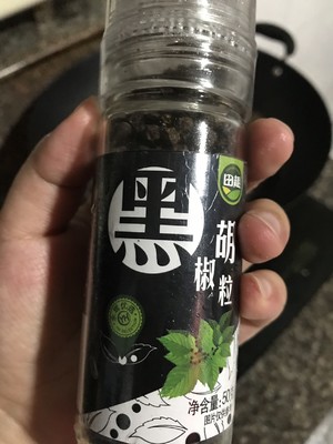 卤鸡爪家常秘制做法，简单易学香酥入骨，比卤菜店做的还好吃