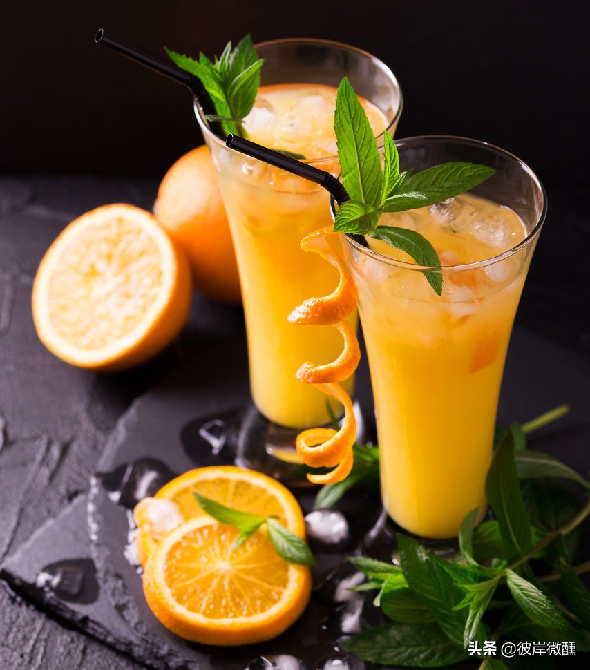 一个男人和另一个男人的故事:螺丝刀来一杯?