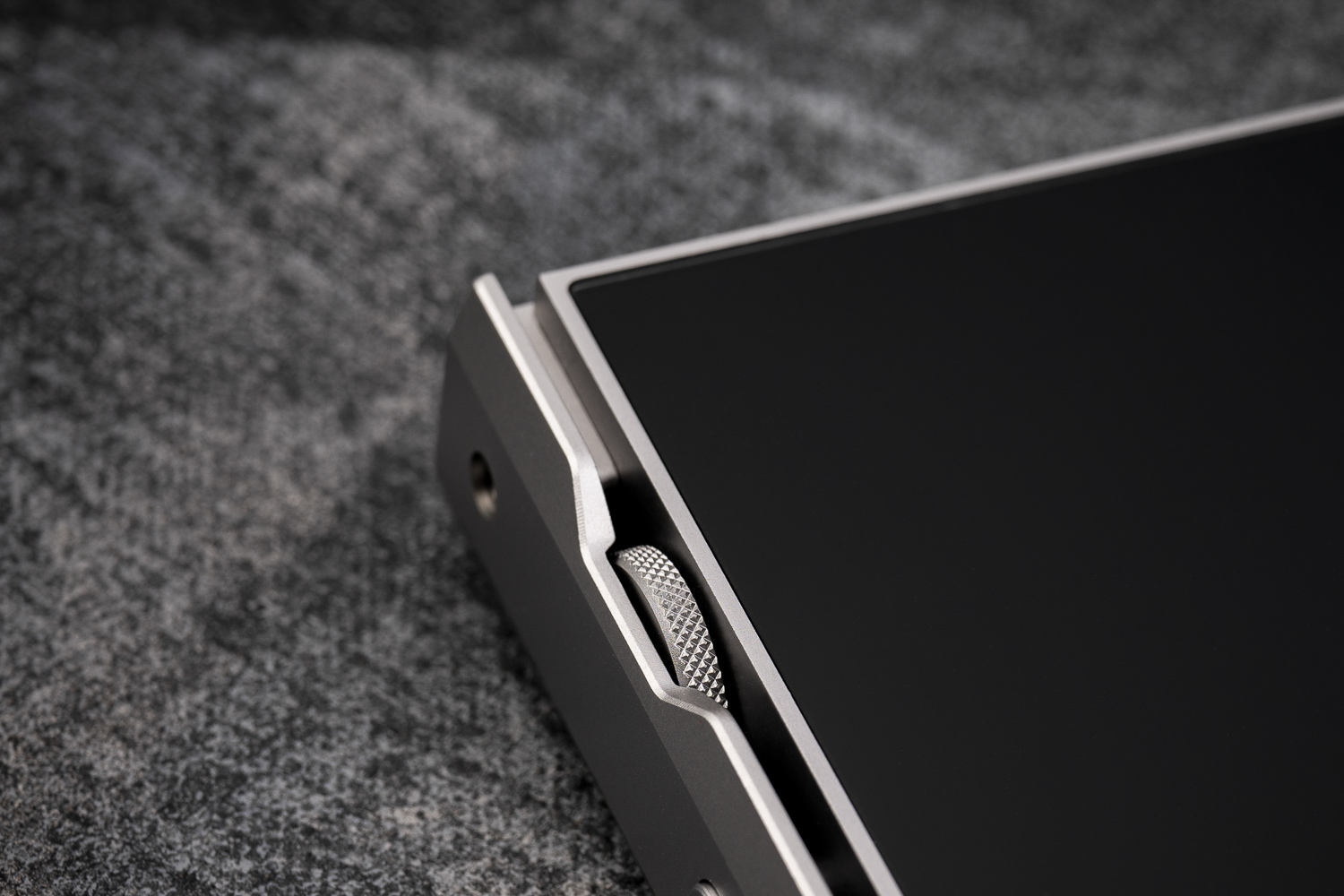 乐彼P6：全球首款分立式R2R便携*放播**器，把台机塞进随身