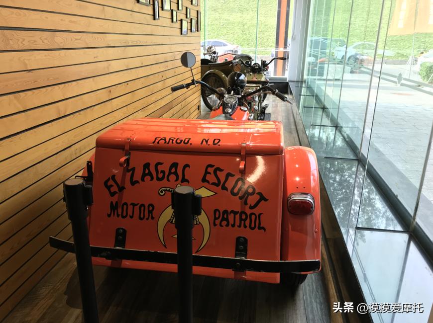 哈雷2020款顶级豪华版,2018款哈雷继承者霸气十足