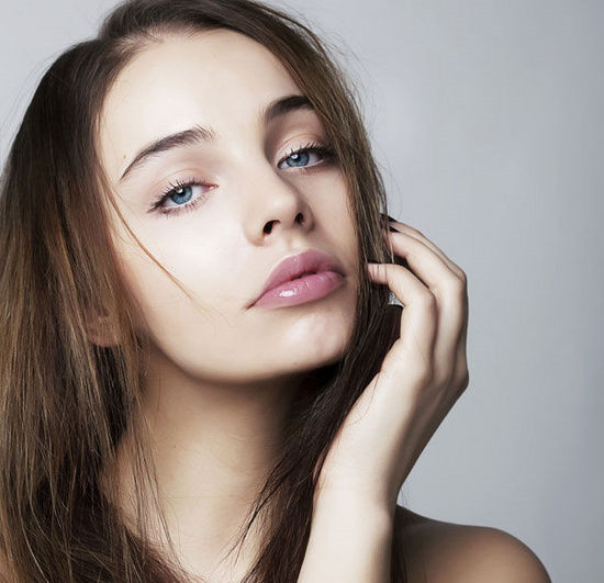 毛孔粗大用什么乳液可以缩小毛孔,鼻头毛孔粗大如何改善缩小毛孔