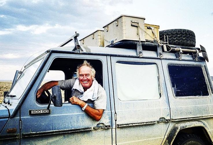 54岁裸辞，花45W流浪地球26年，炸上BBC，这...