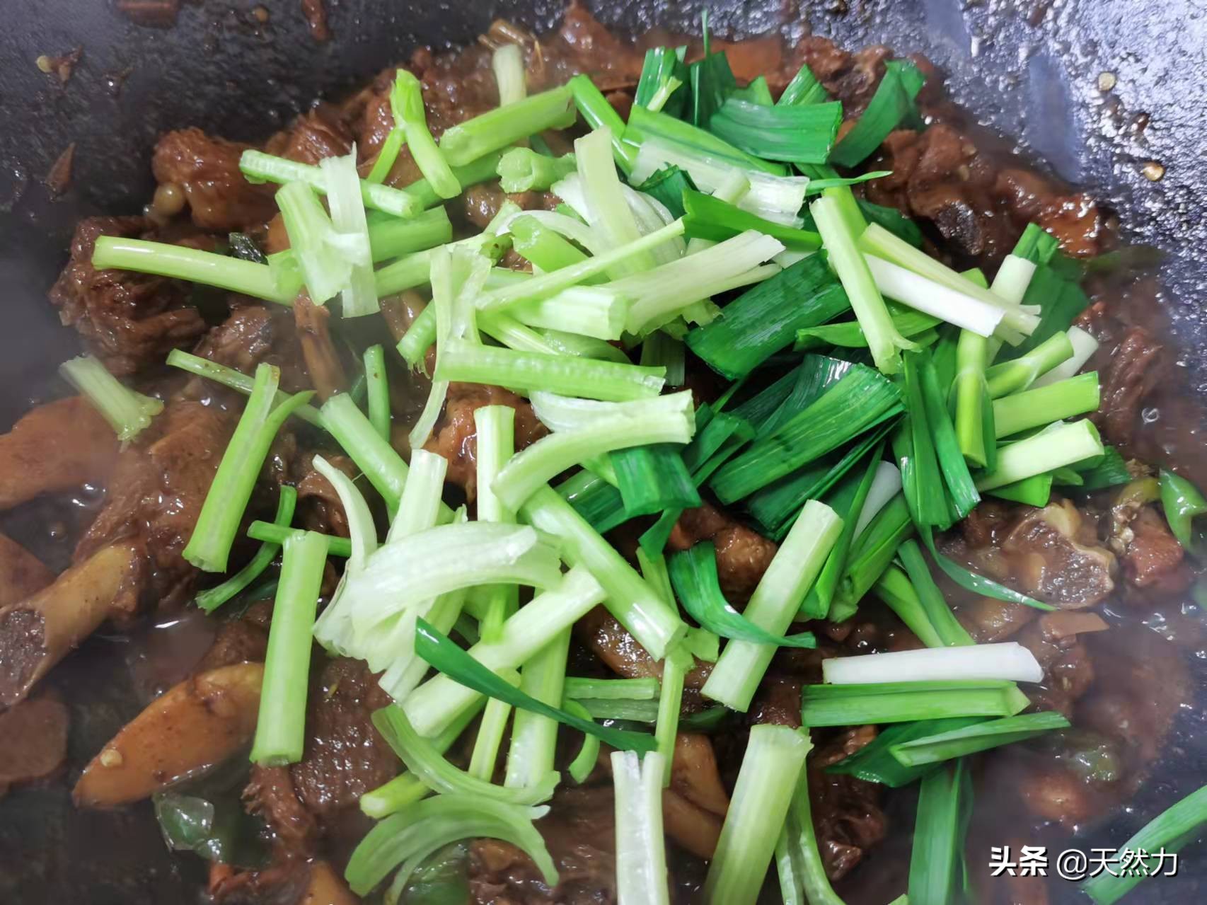 干锅鸭正宗做法,干锅鸭正宗的做法