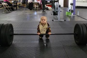 为什么有人不运动就可以跑得快,为什么有人不运动但运动很厉害