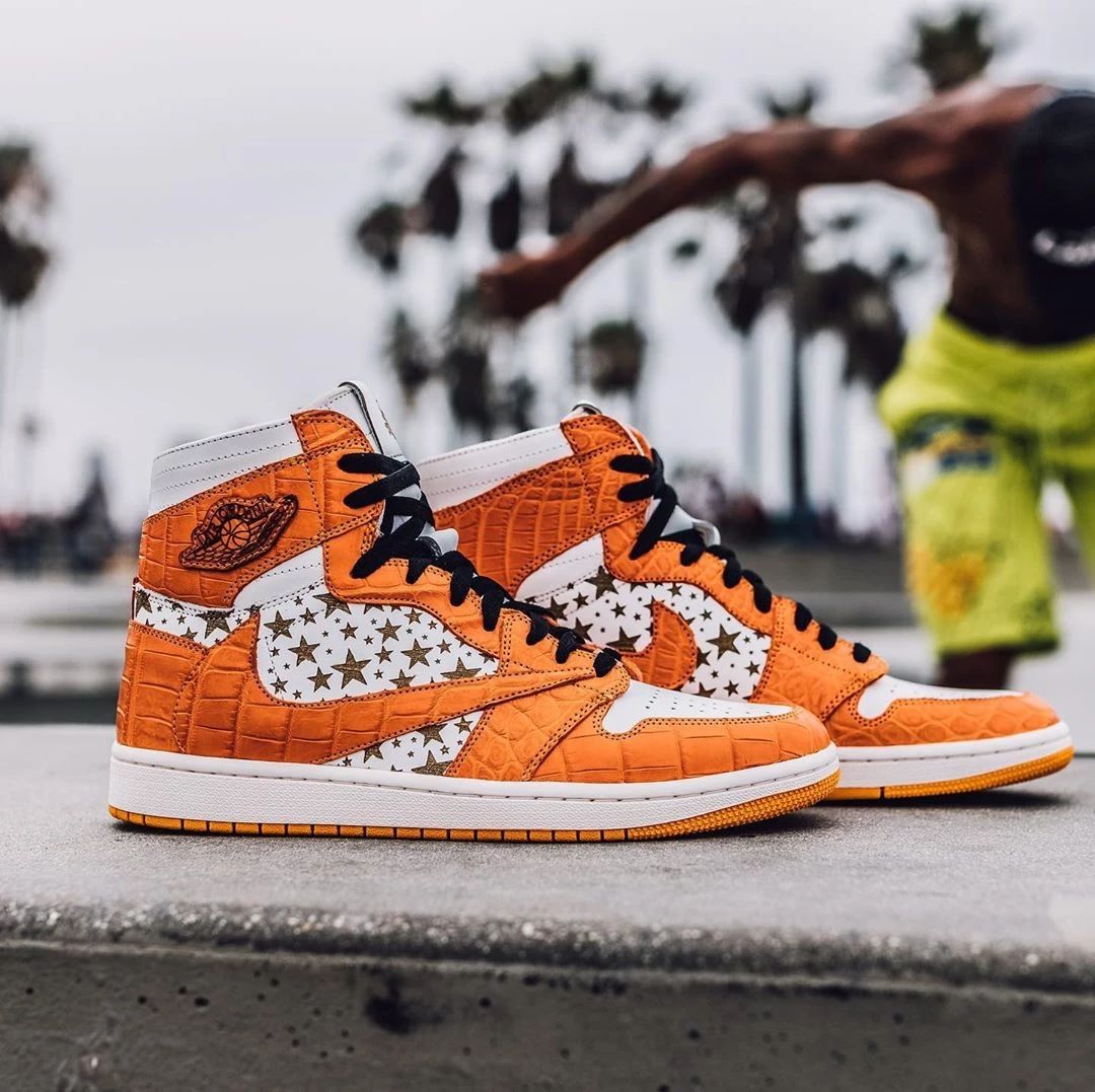 款式一模一样价格不一样的鞋,解构设计的爆款鞋