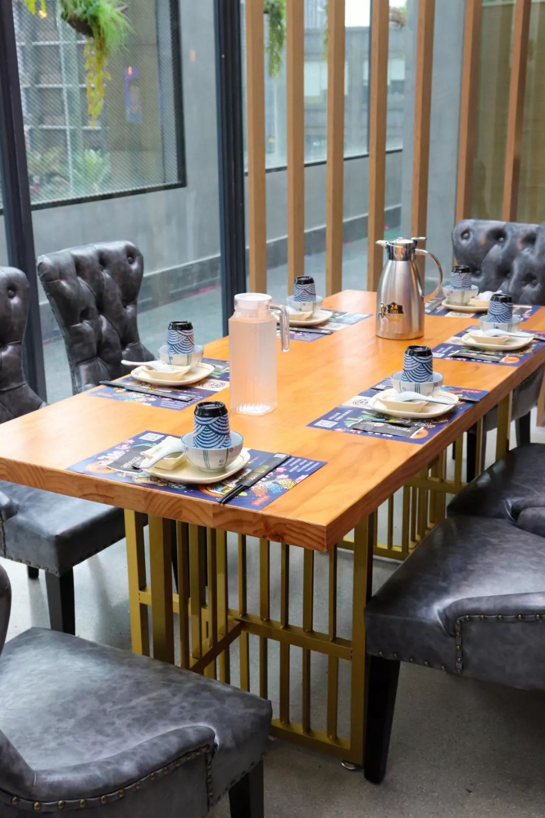 清远地标级KTV，坐拥网红时光隧道，还把热带雨林搬了过来