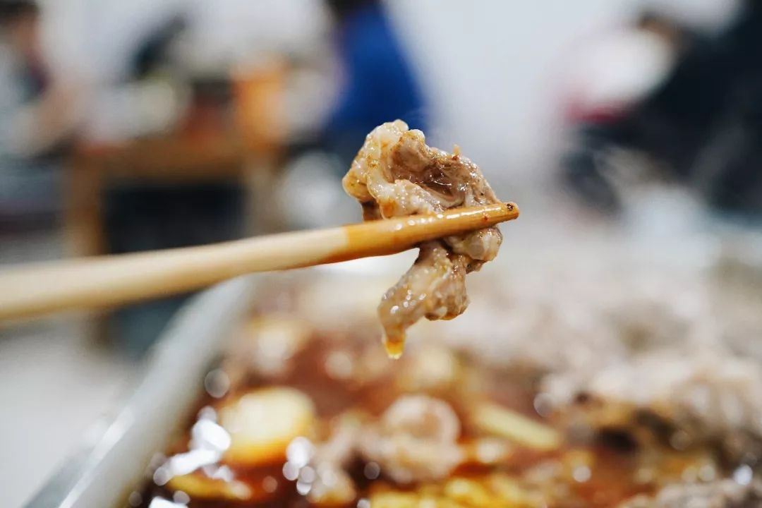 永恒吃货精神:天气冷了,就要吃羊肉呀