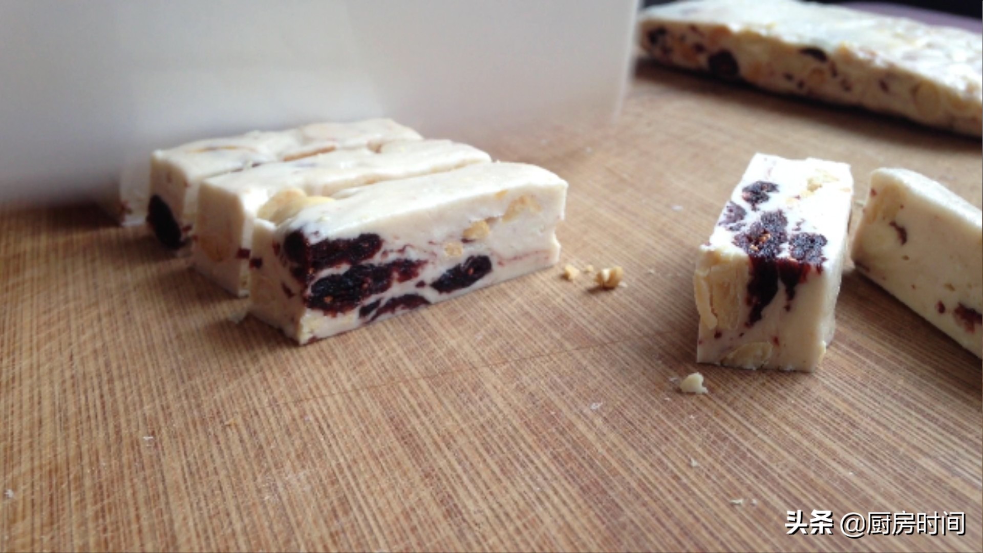 小时候硬质牛轧糖,一次做十种味道的牛轧糖