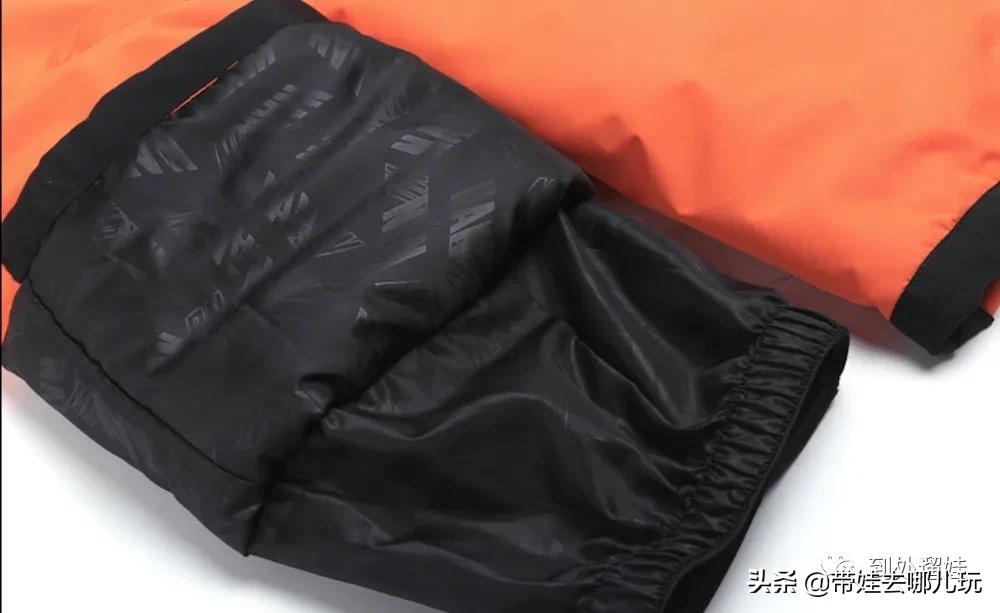 带孩子滑雪买装备,儿童滑雪新手必买装备清单