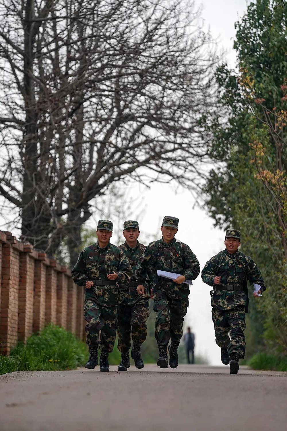 一纸、一尺、一地图，出发！