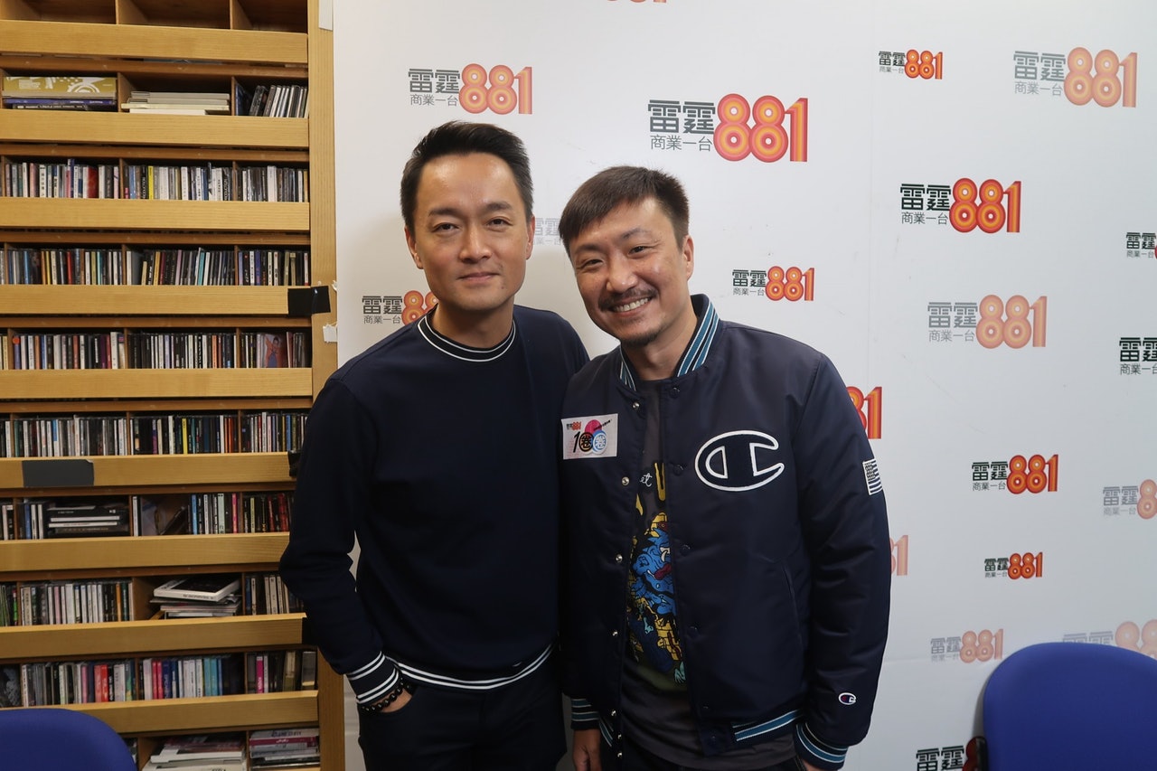 郑中基飞机醉酒,郑中基2000年飞机醉酒事件