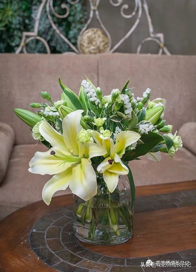 送给妈妈的手工花康乃馨,母亲节送妈妈什么颜色康乃馨