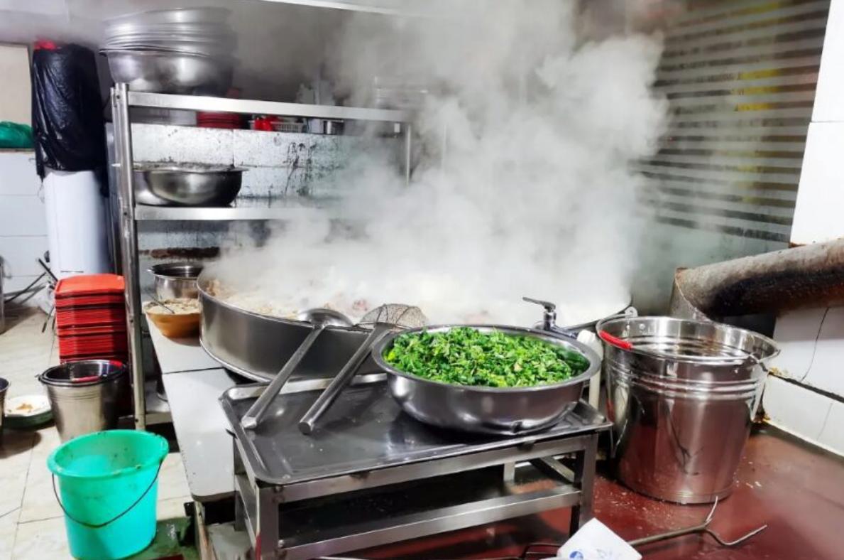 济南最火羊汤馆一天卖10万,济南羊汤馆哪家最好