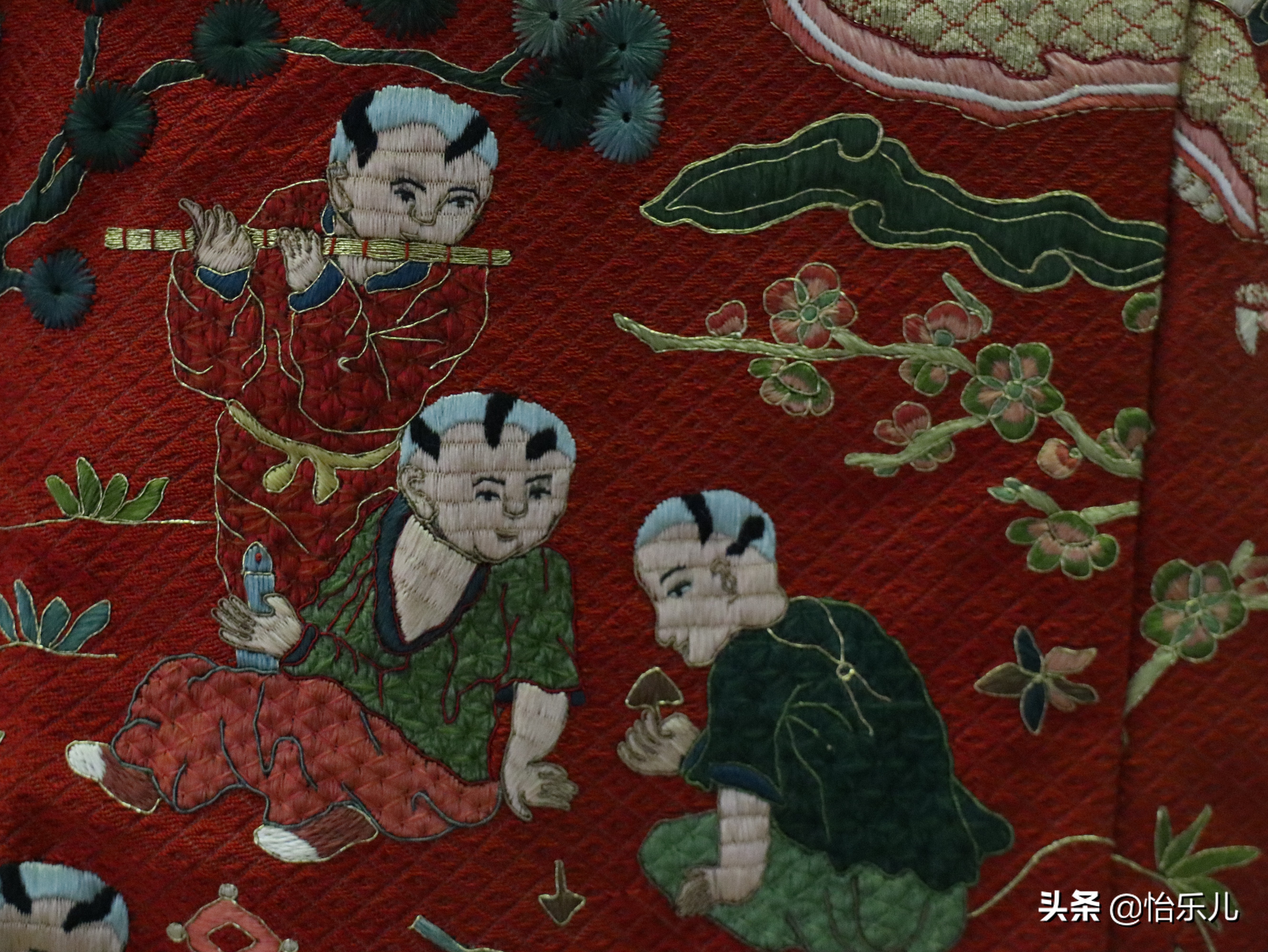 明十三陵出土文物百子衣,明定陵出土服饰