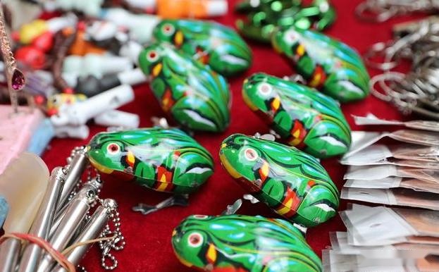 适合摆地摊的10种小商品,适合摆地摊的新颖小商品