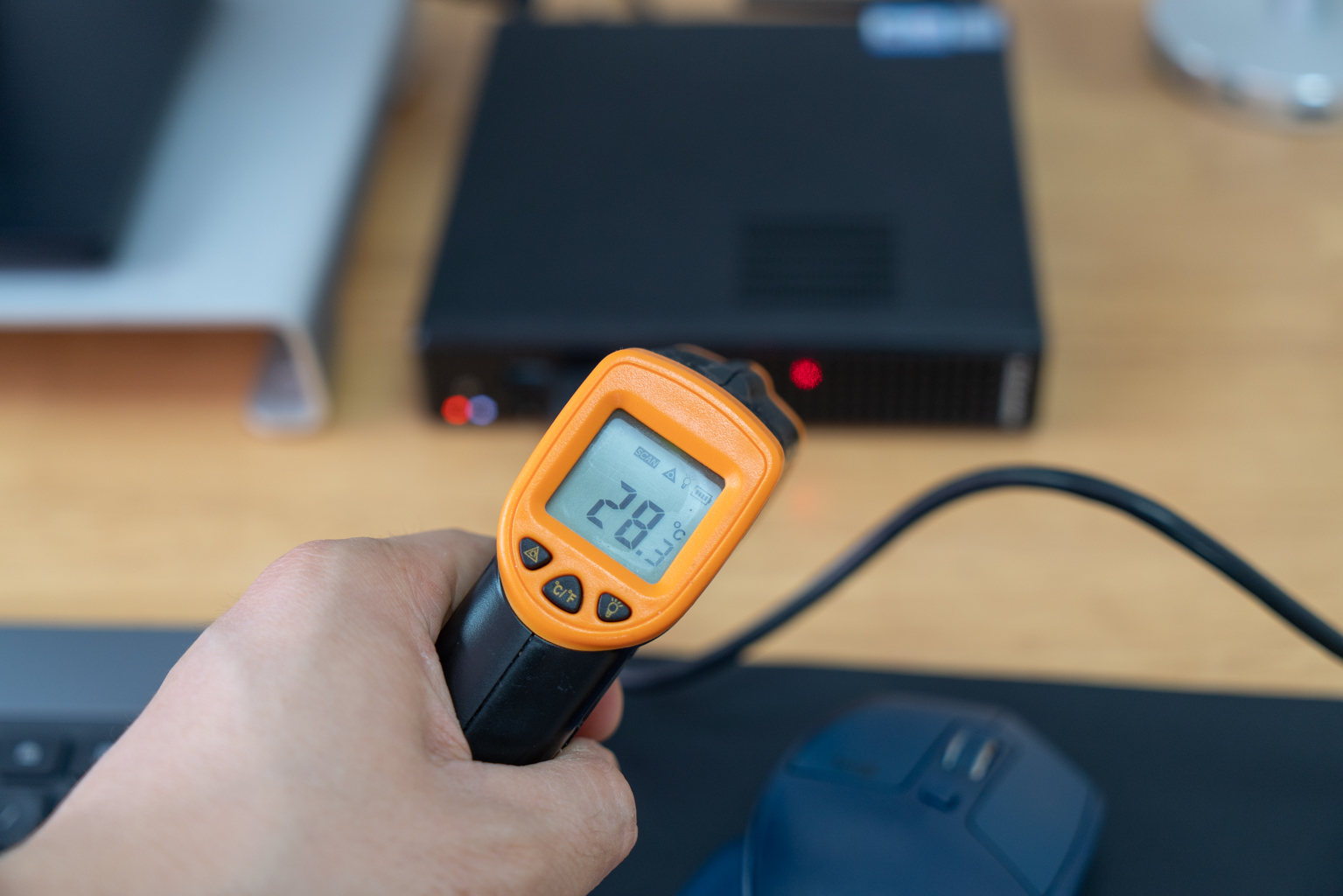 主打烧友极客的企业级超级mini台式机，极夜T80M测评！