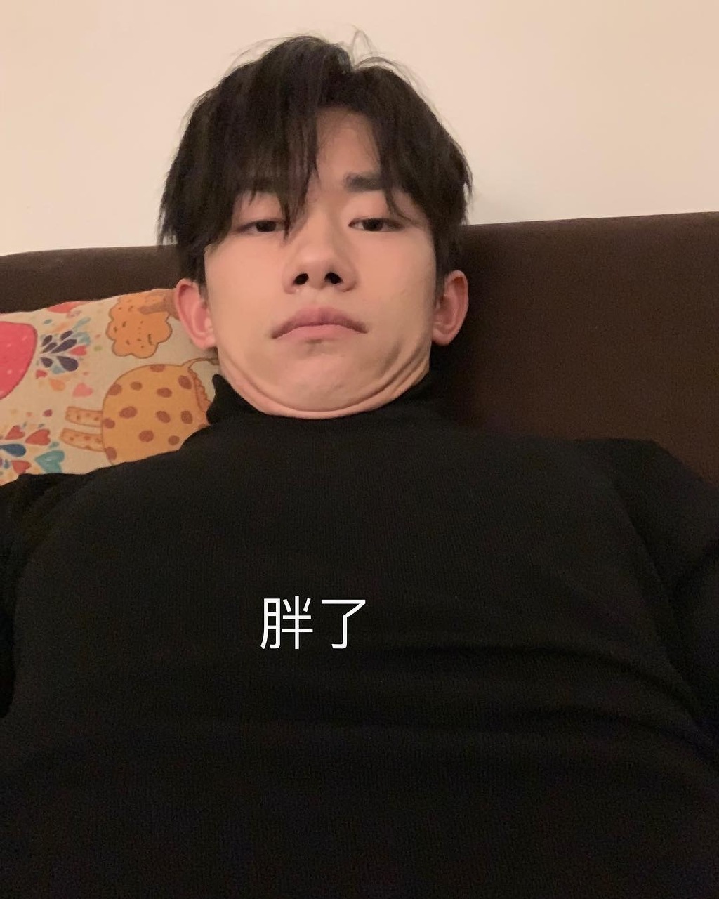 易烊千玺让人喜欢的10个理由,如何客观的评价易烊千玺的长相