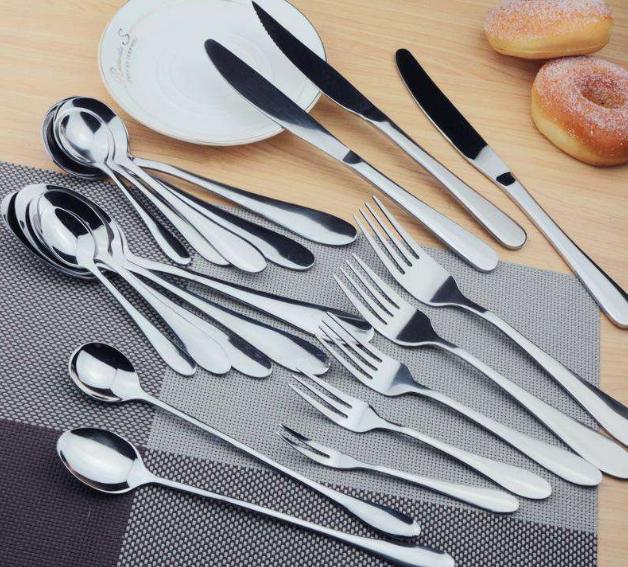 摆地摊赚钱你永远不知道多么暴利,卖这些产品可月赚5万