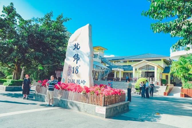 三亚好美丽的地方,三亚的大海真的很心旷神怡