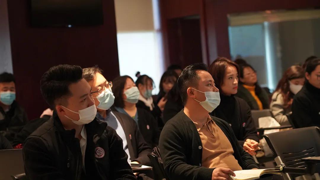 鐤儏鍙屽噺鏁欏煿琛屼笟,鐤儏褰撳墠鏁欏煿鏈烘瀯闈复涓夊ぇ鎸戞垬