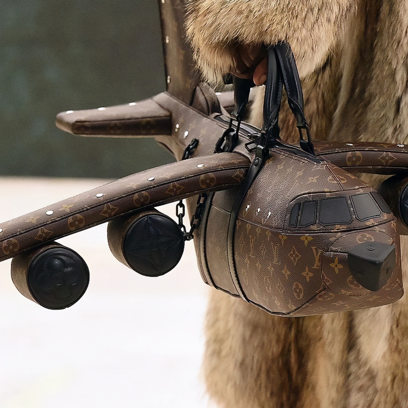 lv路易威登五合一报价,路易威登30万的包