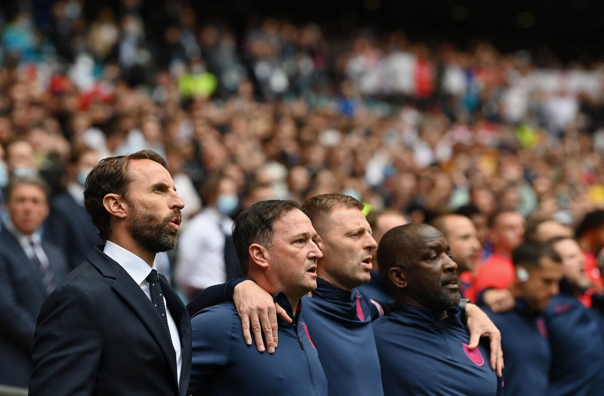 是时候把英格兰的“户口本”标签撕掉了