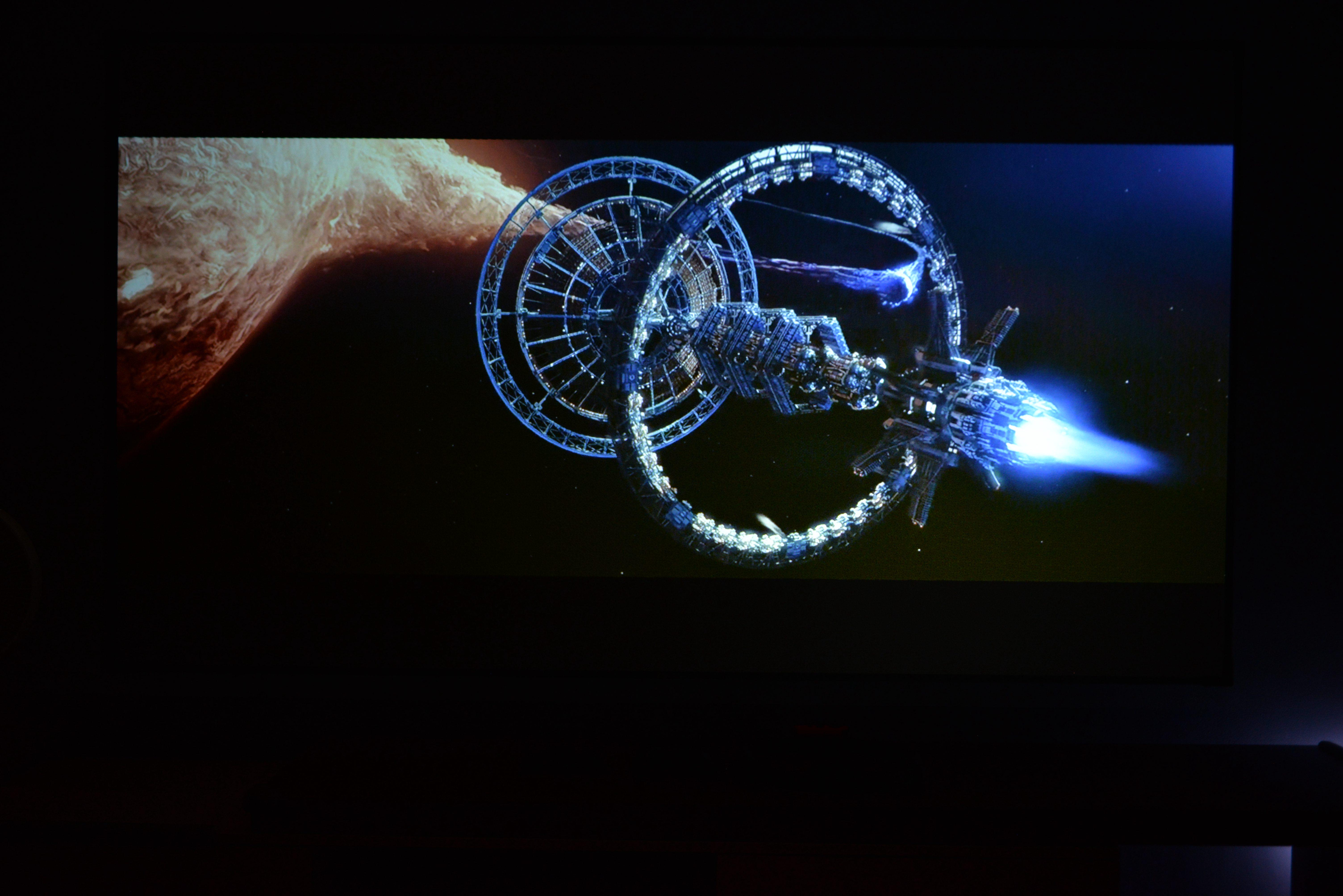 客厅投影仪布局方案,未布线怎么补救