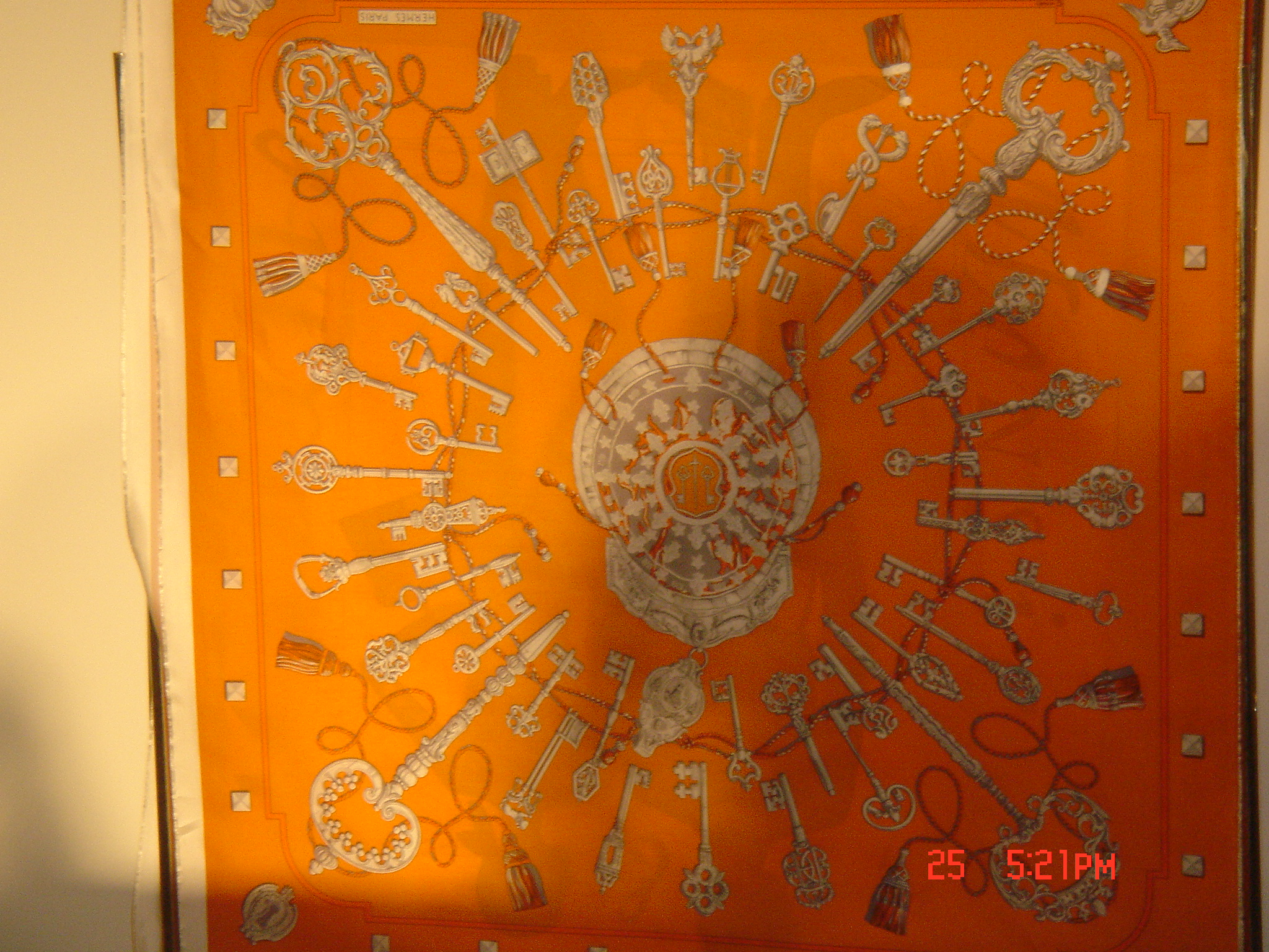 章子怡戴的迪奥围巾,章子怡爱马仕丝巾