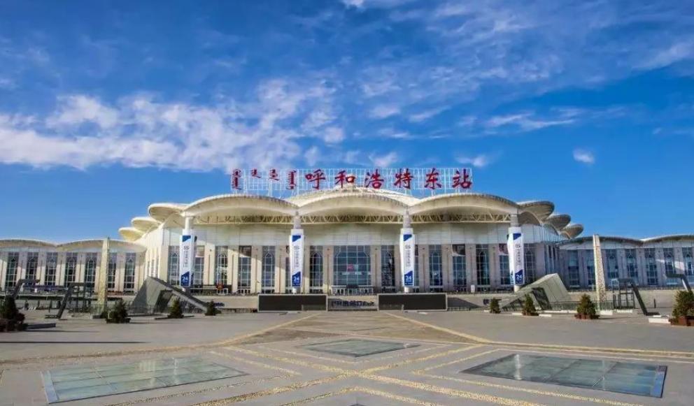 “别废话，不买就滚下车”，导游嚣张至极，旅行社还是黑社会？