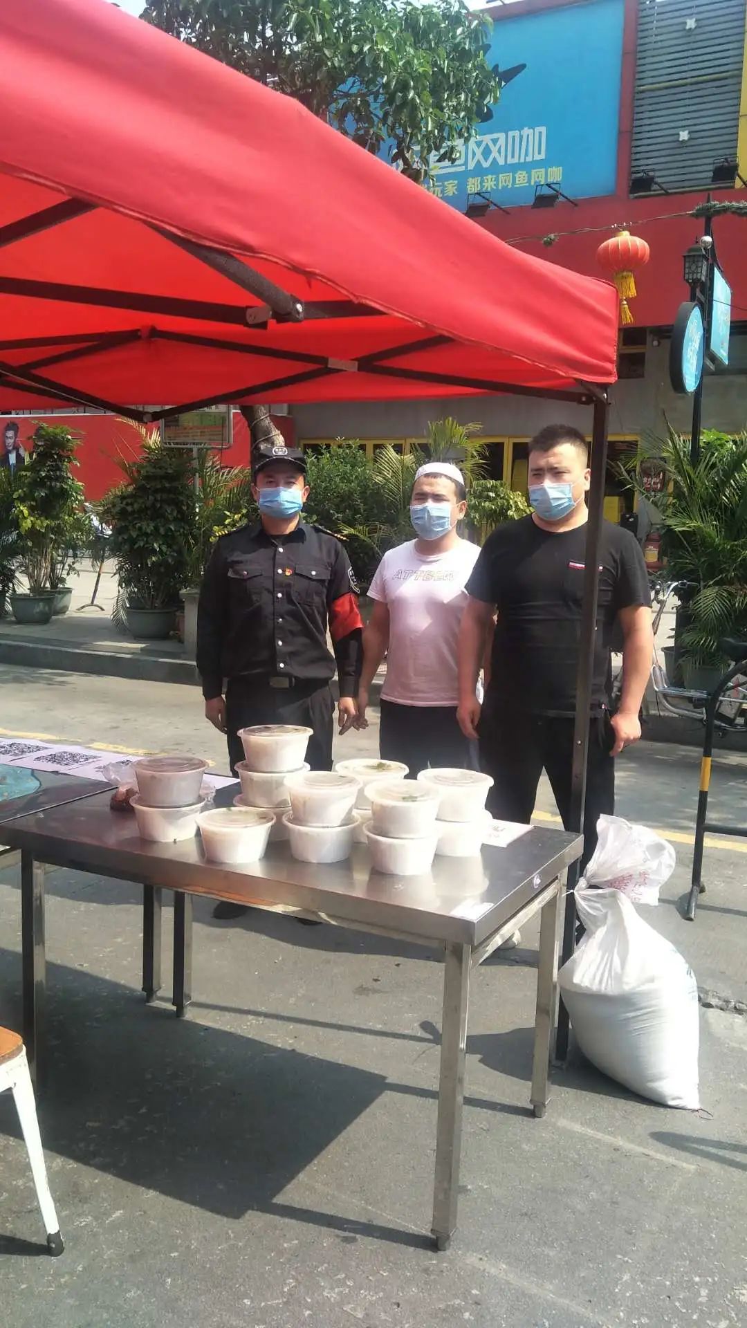 海珠｜“我们是一家人！”一碗面、一份饺子……瑞宝少数民族同胞这样支持抗疫