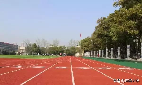 南昌大学附属中学中考喜报,南昌大学附属中学高考升学率