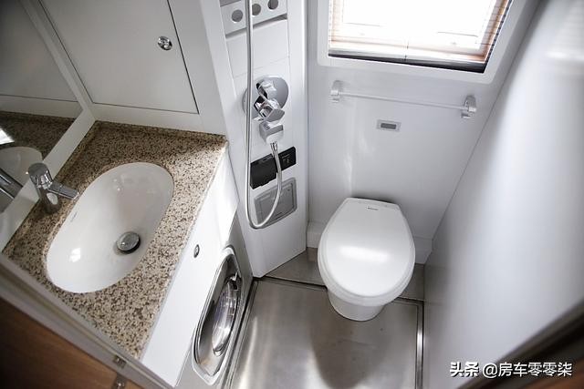 500万的德国曼卡4x4越野房车,德国曼4x4越野房车试驾视频