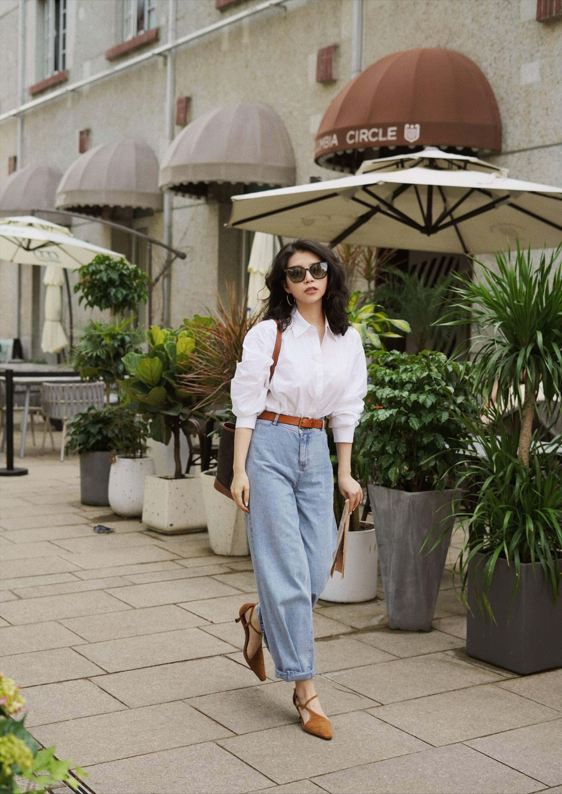 夏日穿鞋不要再选这3个颜色了，容易显脚黑，不洋气