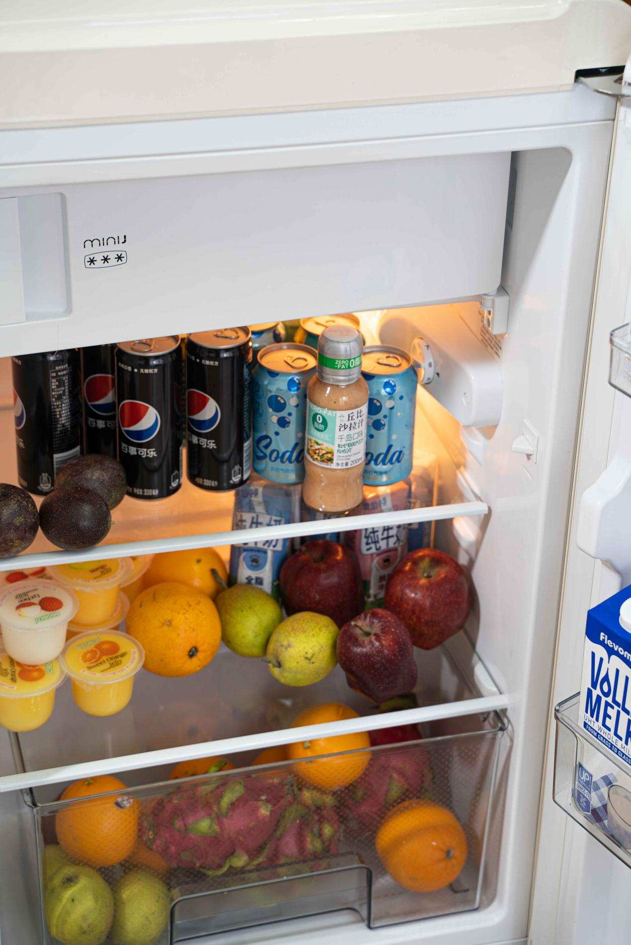 真的是太后悔了，现在才用上独居神器小吉复古冰箱