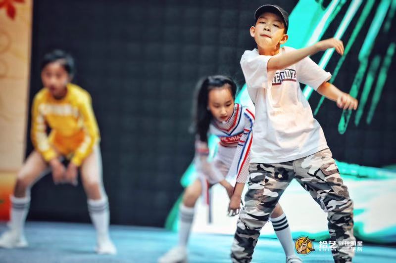 辽宁拾艺影视艺术学院,拾艺影视童星学院