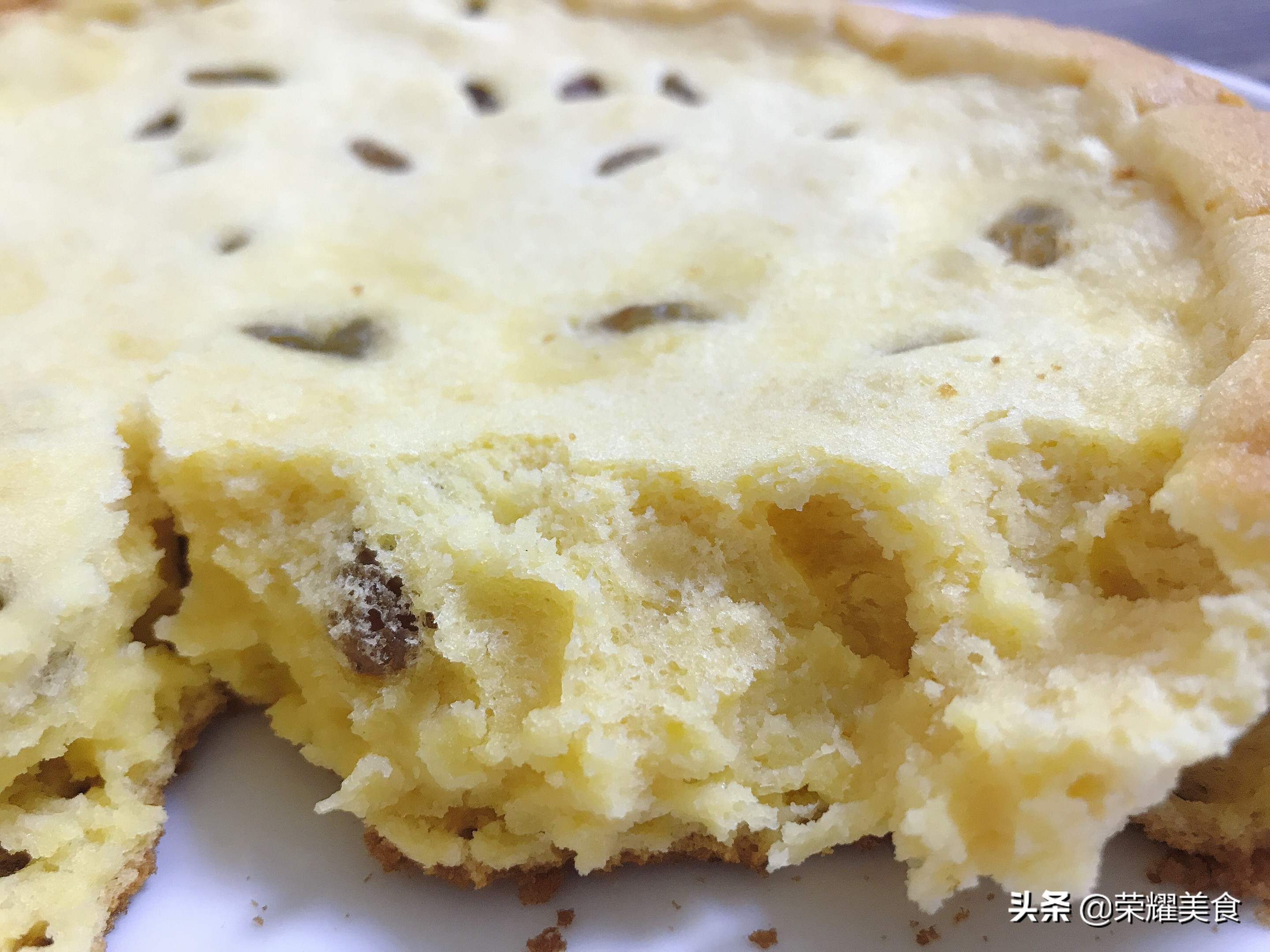 电饭煲做蛋糕简单好吃不用搅拌机,教你用电饭煲做蛋糕方法一学就会