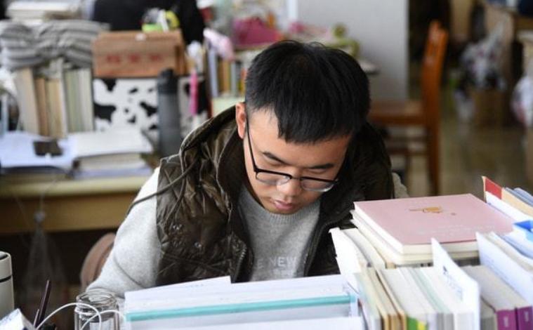 专硕含金量低吗,专硕的含金量到底怎样啊